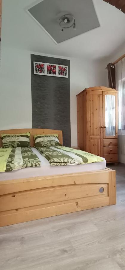 Diofa Apartman Apartment Hajduszoboszlo Luaran gambar