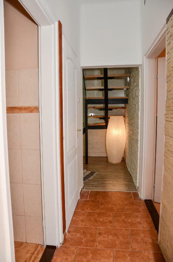 Diofa Apartman Apartment Hajduszoboszlo Luaran gambar